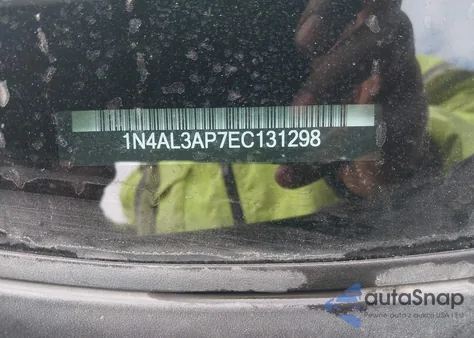 2014 Nissan Altima 2.5 S из США, поврежденный, VIN 1N4AL3AP7EC131298